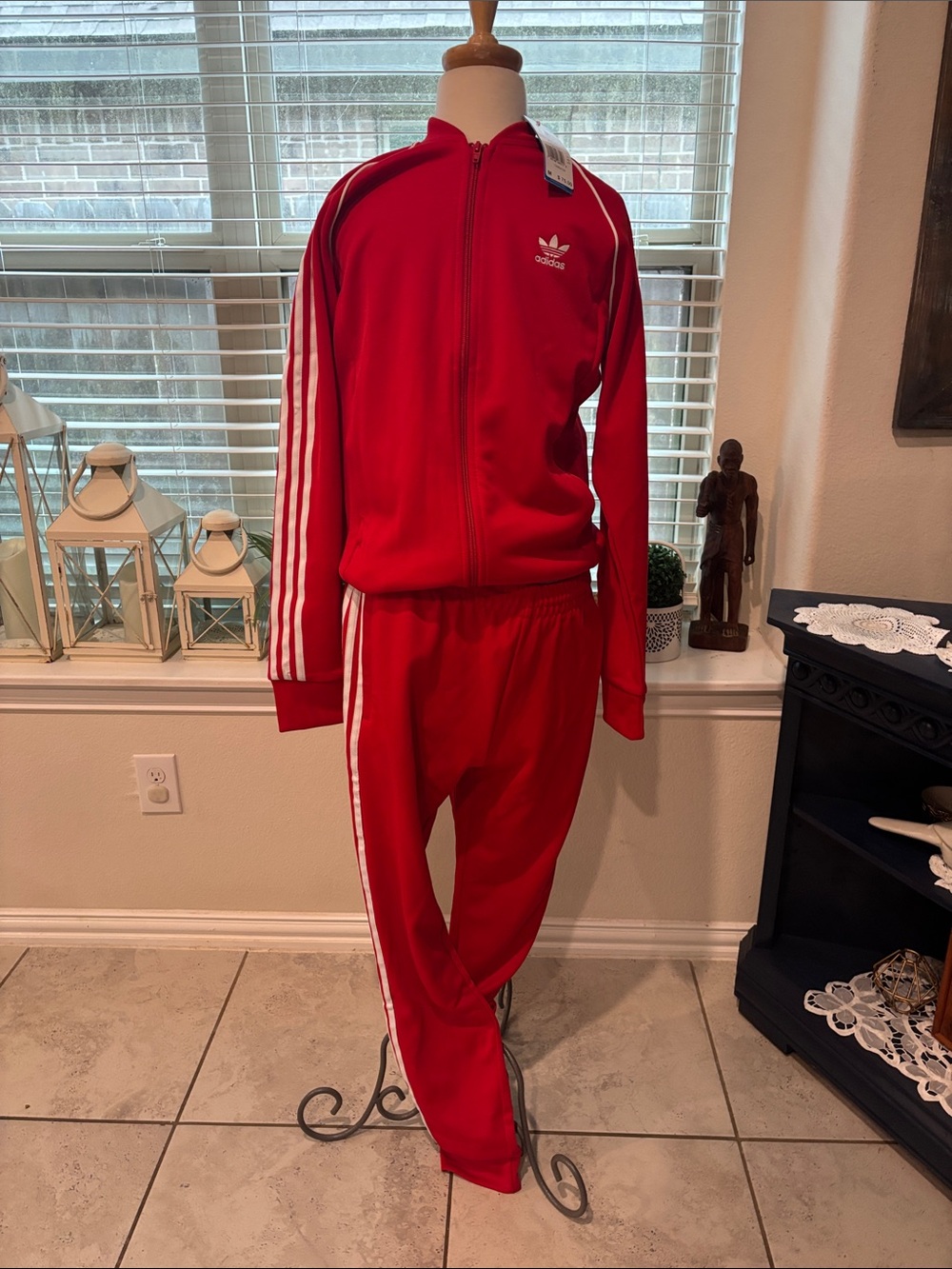 adidas guys or girls med Red Track Sweatpants & Jacket adidas size M